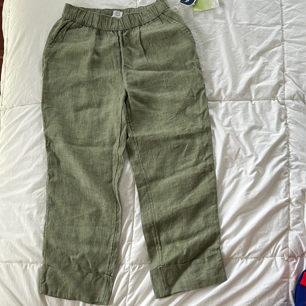 Dark green beach summer pants. Size small.